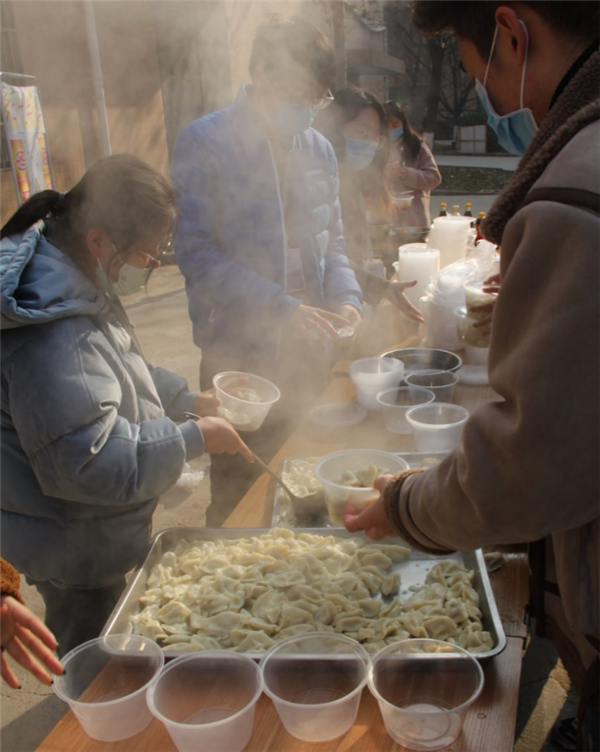 佰鸿人的冬至！咥饺子！(图3)